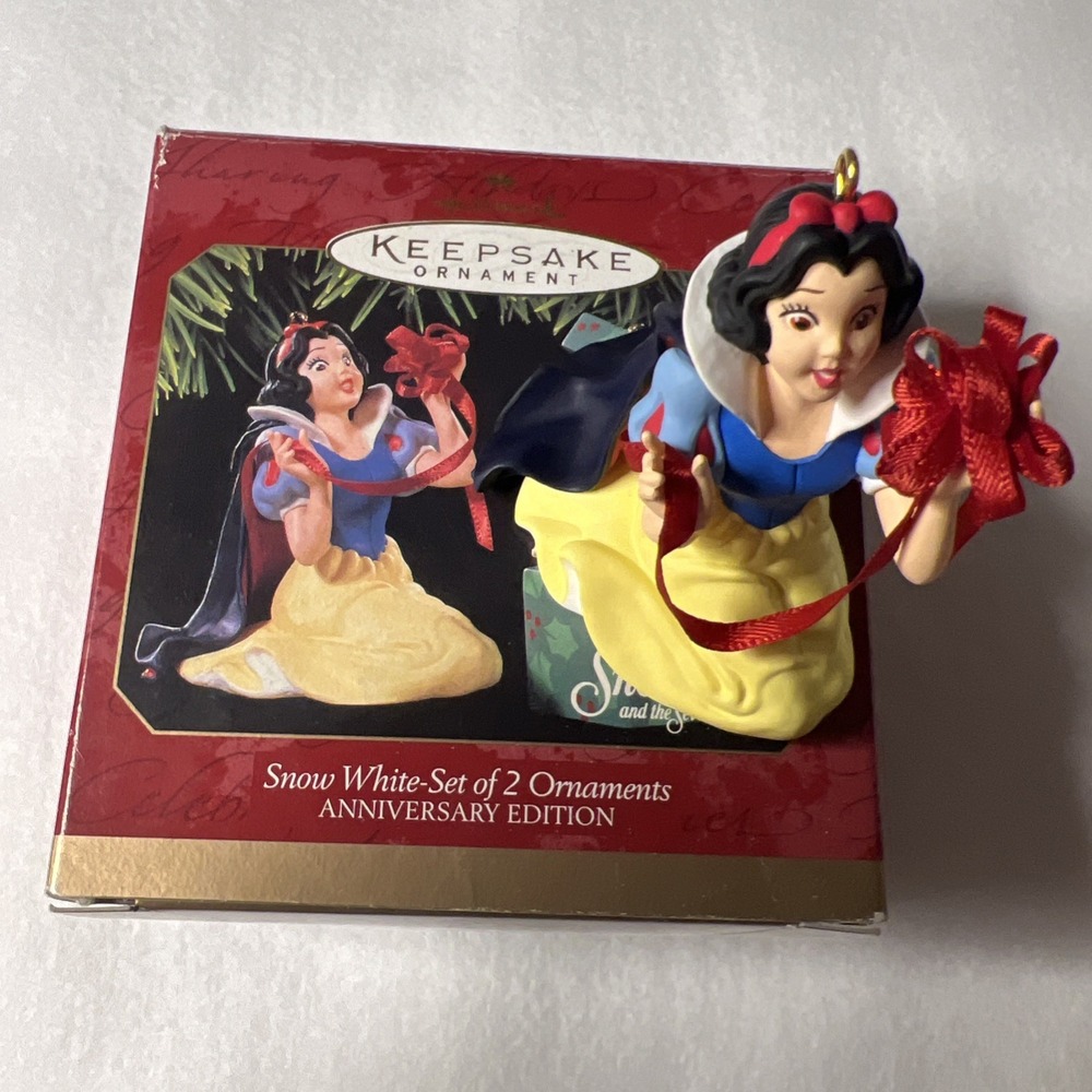 Hallmark Keepsake Ornament 1997 Snow White 1Ornament Anniversary Edition